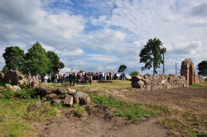 Аборак (Палачаны). Касцёл Унебаўзяцця Найсвяцейшай Панны Марыі і Св. Роха