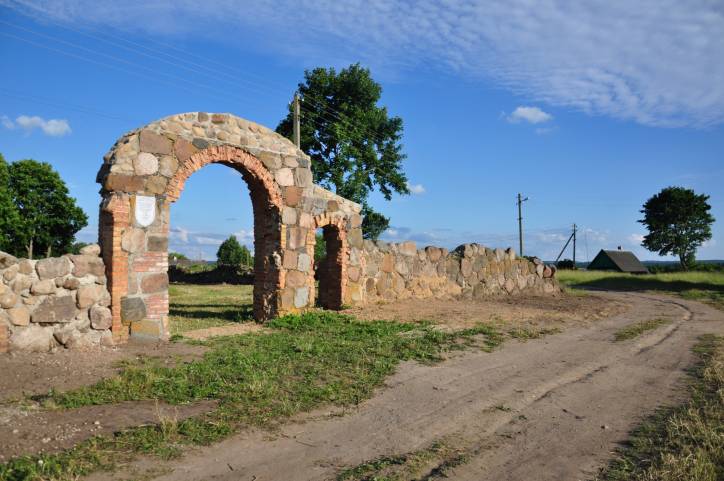 Аборак (Палачаны). Касцёл Унебаўзяцця Найсвяцейшай Панны Марыі і Св. Роха