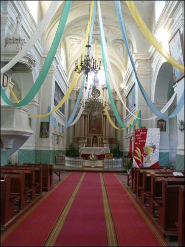  - Catholic church of St. Peter and St. Paul. Interior
