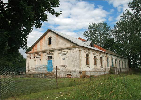 Vialikaja Miadzviadka. Manor (fragments)