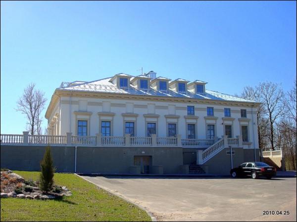  - Усадьба . Северный фасад