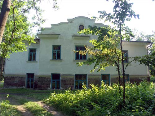 Manor-house. Side view Saviejki. Manor of Nowicki