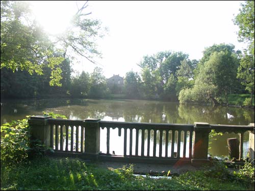 Large pond near the brewery Saviejki. Manor of Nowicki