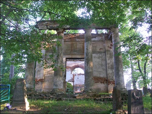 Saviejki. The tomb 