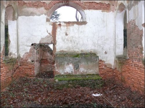 Saviejki. The tomb 
