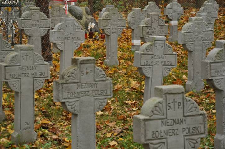  - cemetery of Polish soldiers of 1919-1920 war. 