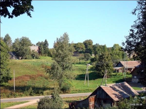 Dubingiai. In the village 
