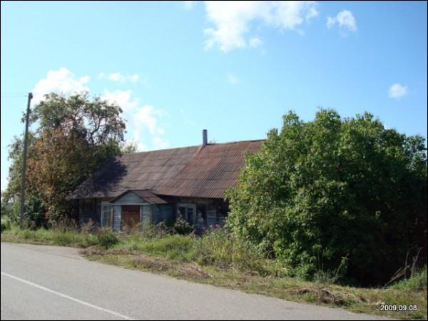  - В деревне . Дом в деревне