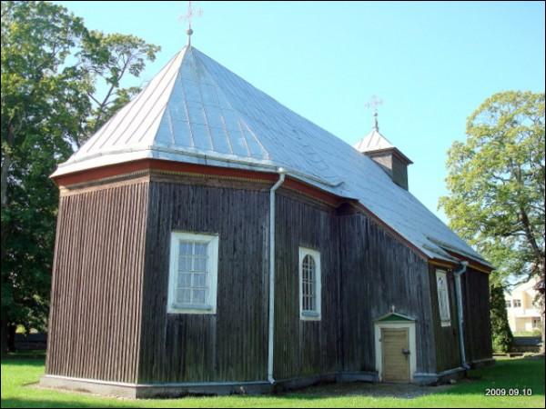 Inturkie. Kościół Wniebowzięcia NMP