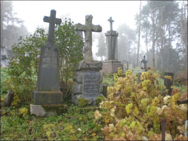  - Cmentarz katolicki. 