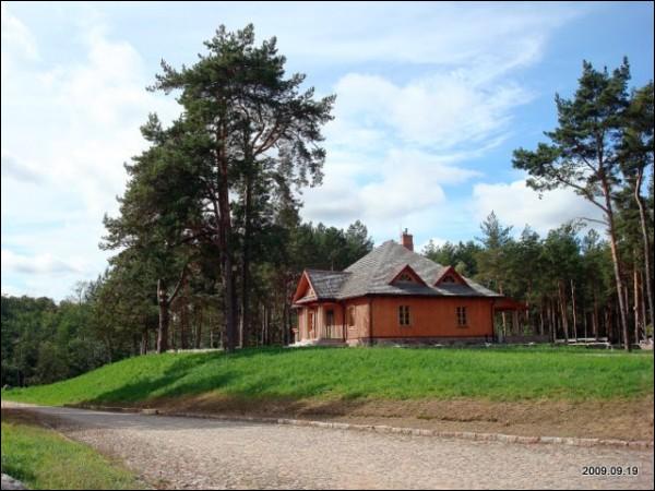Zułów. Dwór (pozostałości)