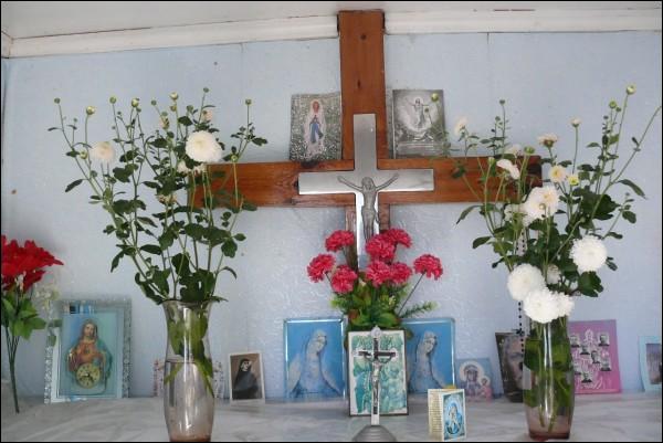 Porazava. Road chapel 