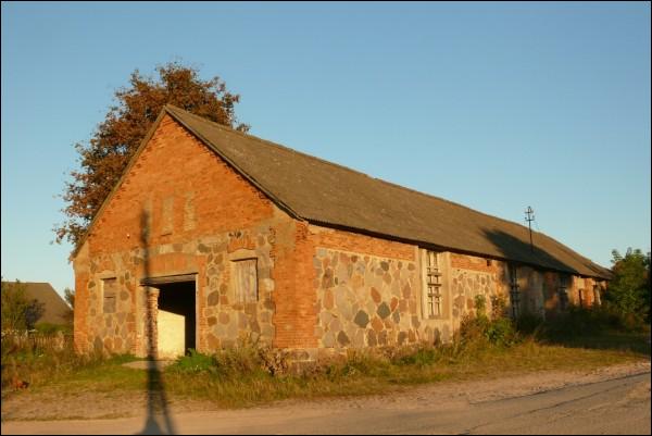  - Farmstead . 