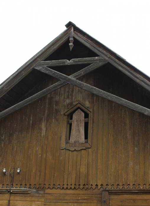  - Dwór gospodarczy . 