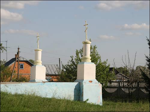  - Cerkiew Narodzenia NMP. Pylon przed fasadą główną