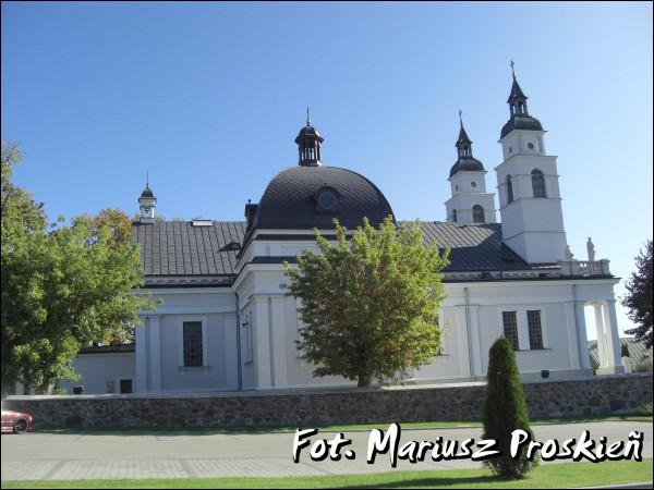  - Catholic church of St. Anthony. Side view