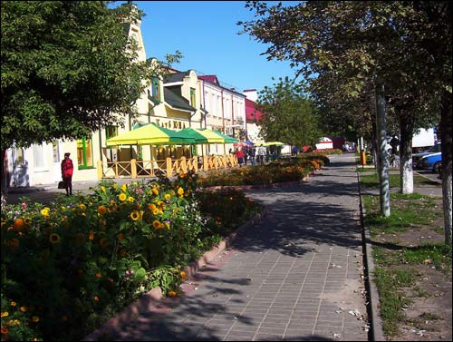  - Ulice miasta . Stara ulica w centrum