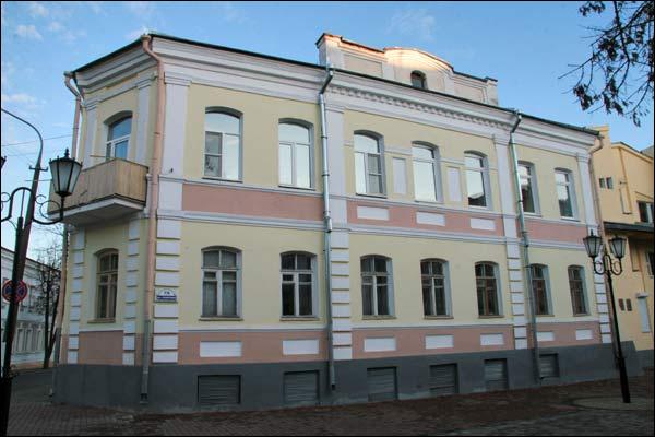  - Гістарычная забудова вул. Суворава (Узгорская). вул. Суворава, 7 (ХІХ/XX ст.). Фота 11.2009