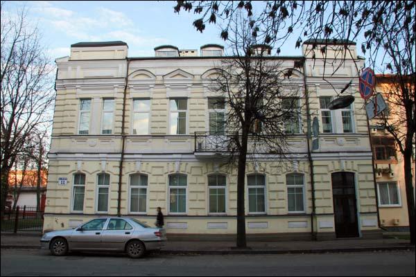  - Гістарычная забудова вул. Суворава (Узгорская). вул. Суворава, 11 (ХІХ/XX ст.). Фота 11.2009