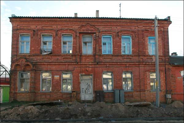  - Budynki zabytkowe pl. Smoleński (Konny). Smoleński plac, 4. Zdjęcie 11.2009