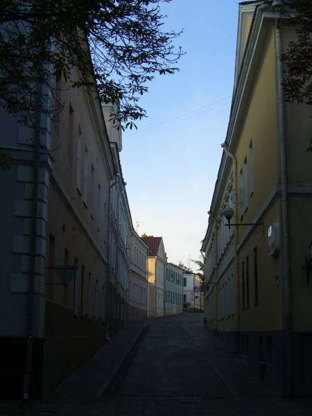  - ó  . . 
