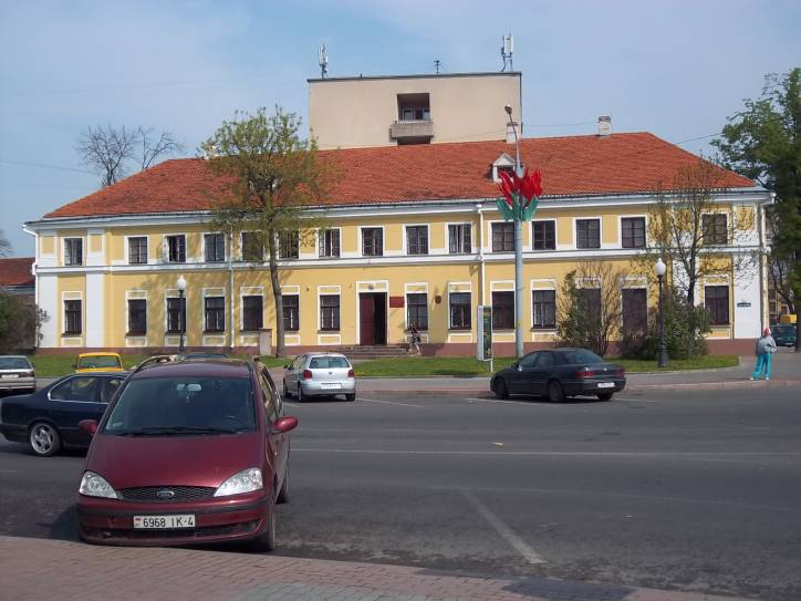  - ó  . . 