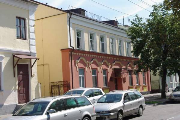 Brest. Historical buildings Karl Marx str.