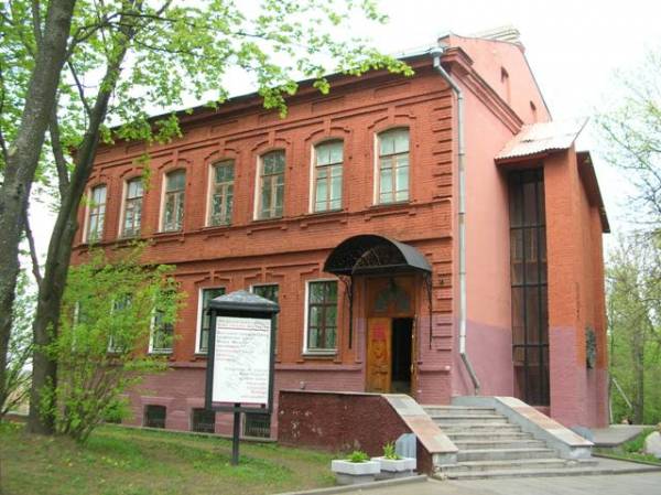  - Historical buildings Putna str. / Uryckaha (Aficerskaja) str.. 