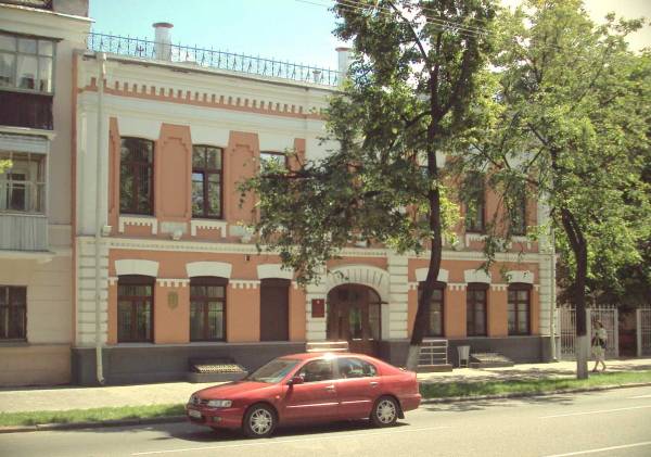  - Гістарычная забудова вул. Кірава. 