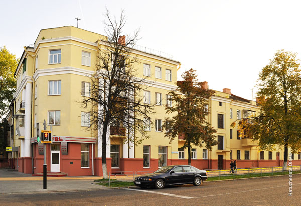  - Гістарычная забудова вул. Кірава. Жылы дом 1930-х гг. Арх. Макляцова Н. 