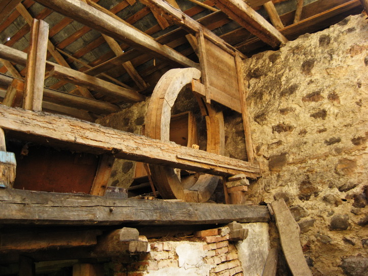  - Water-mill . 