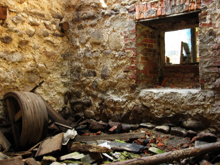  - Water-mill . 