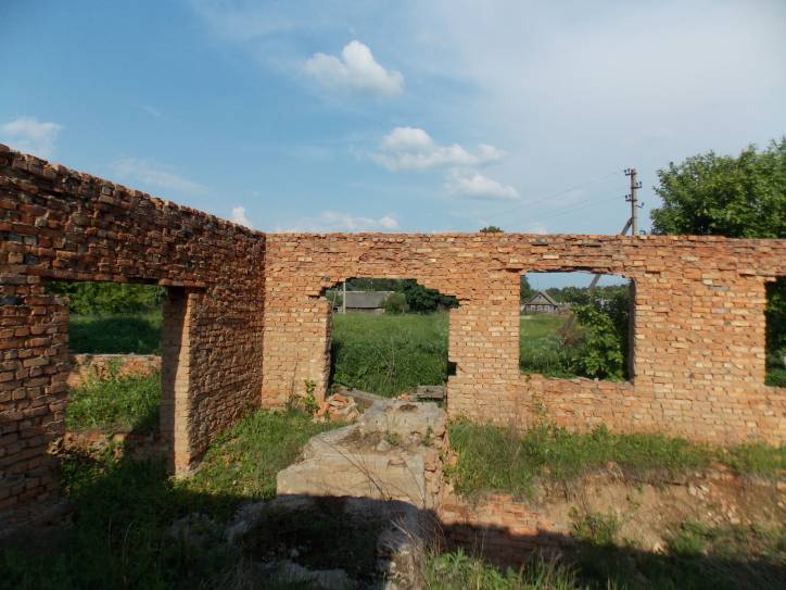  - Краявіды . .Марцули находится буквально в 1 км. от Зеневич-умирающая и когда-то красивая деревня с остатками старых домов,деревьями,выросшими на фундаменте,все той же Плисой и разрушенным кирпичным заводиком,на столах которого я еще по детству помню лежал необожженный кирпич...ОЧЕНЬ ХОЧУ ПОПРОСИТЬ МОДЕРАТОРОВ-ДОБАВЬТЕ ПОЖАЛУЙСТА МАРЦУЛИ В СПИСОК ДЕРЕВЕНЬ НОВОГРУДСКОГО Р-НА-У МЕНЯ САМОСТОЯТЕЛЬНО НЕ ПОЛУЧИЛОСЬ