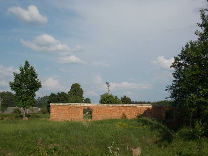  - Краявіды . .Марцули находится буквально в 1 км. от Зеневич-умирающая и когда-то красивая деревня с остатками старых домов,деревьями,выросшими на фундаменте,все той же Плисой и разрушенным кирпичным заводиком,на столах которого я еще по детству помню лежал необожженный кирпич...ОЧЕНЬ ХОЧУ ПОПРОСИТЬ МОДЕРАТОРОВ-ДОБАВЬТЕ ПОЖАЛУЙСТА МАРЦУЛИ В СПИСОК ДЕРЕВЕНЬ НОВОГРУДСКОГО Р-НА-У МЕНЯ САМОСТОЯТЕЛЬНО НЕ ПОЛУЧИЛОСЬ