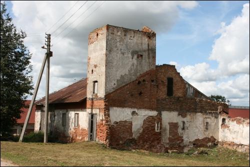 Farmstead buildings Aštrioji Kirsna. Estate