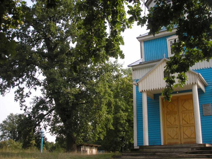 Čarniany. Orthodox church of the Birth of the Virgin