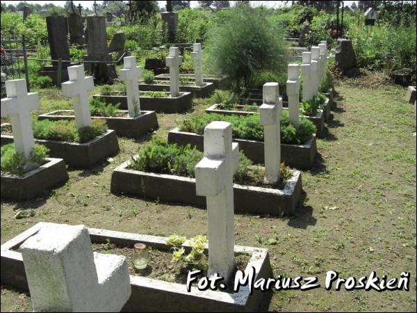 Niasviž. Tomb of Polish soldiers died in 1920 