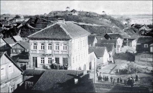  - Site of ancient castle . Fragment of the town with the Castle hill, 1901