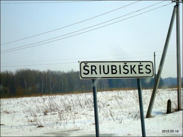 Szrubiszki. We wsi 