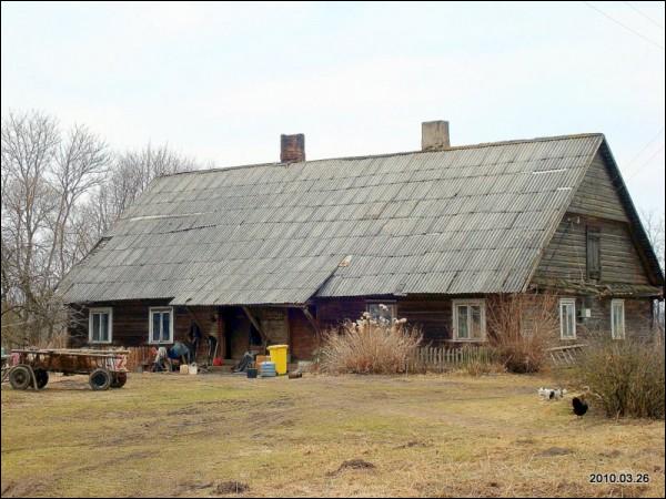  - Zespół dworsko-parkowy . 