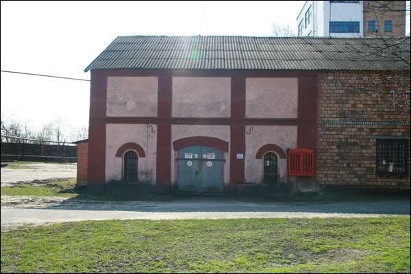  - Distillery . Storage Building (03/04/2010)