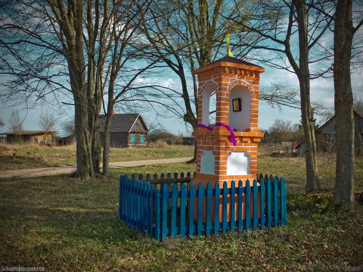 Kletnaje. Small chapel 