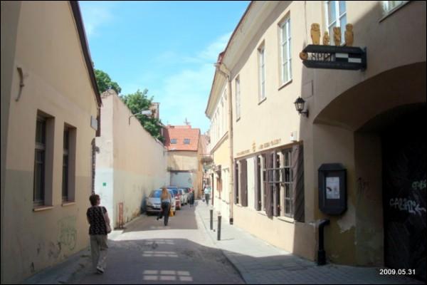  - Neighbourhood Old Town. 