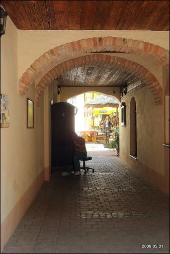  - Neighbourhood Old Town. 