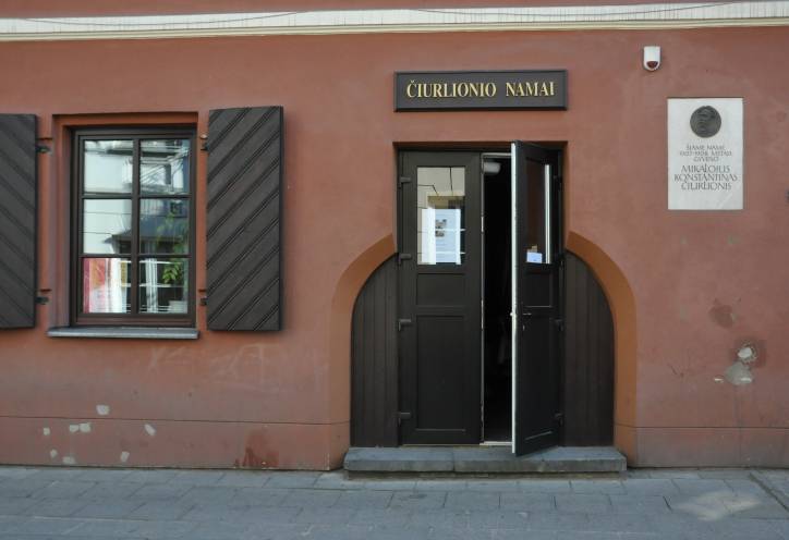 - Neighbourhood Old Town. 