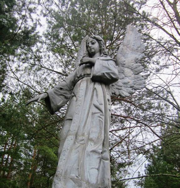 Dvarec. cemetery Old Catholic