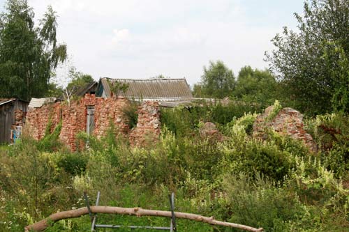 Folwark  . Ruiny budynka gospodarczego  - Folwark . Ruiny budynka gospodarczego
