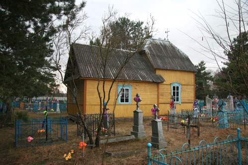  - Kaplica cmentarna . Widok od północy