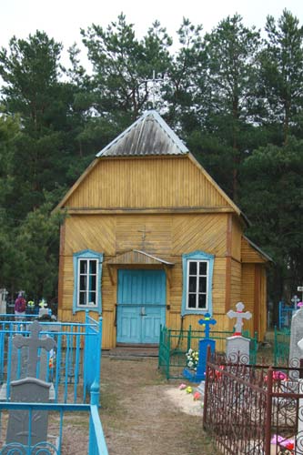  - Kaplica cmentarna . Widok od zachodu