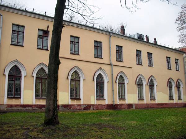  - Historical buildings . 